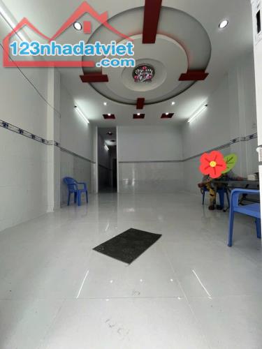 DUY NHẤT CHỈ 10M RA HẺM XE TẢI BÌNH LONG - TÂN PHÚ 70M2(5 ×14) - GIÁ 4.X TỶ