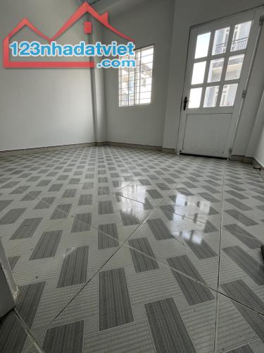 DUY NHẤT CHỈ 10M RA HẺM XE TẢI BÌNH LONG - TÂN PHÚ 70M2(5 ×14) - GIÁ 4.X TỶ - 1