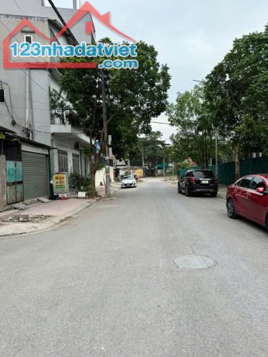 Ô tô, ĐẤT, 72m2, 92tr/ m2, Đường Đức Giang, Long Biên.