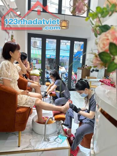 Sang Nhượng lại Tiệm Nail & Spa Ở Đường Võ Văn Tần, Quận 3 - 2