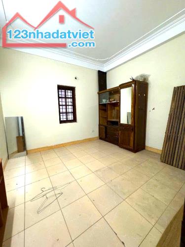 Mặt phố Long Biên 90m2 - Hàng xóm Vinhomes Riverside, Vỉa hè rộng, Giá rẻ - 3