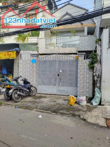 Bán nhà mặt tiền Lý Thường Kiệt, P.7, GV: 4,8 ( NH: 9m) x 20, giá 13,3 tỷ.