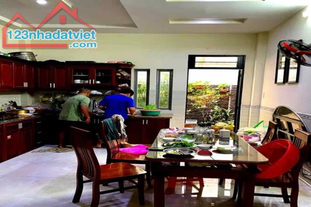 Bán nhà sát mặt tiền Nguyễn Phúc Chu, Tân Bình, 4.2m x 21m, 85 m², 3PN - Giá 8.5 tỷ TL - 4