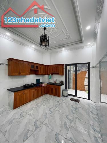 HIẾM TÂN PHÚ - HẺM Ô TÔ SÁT TÂN HƯƠNG, 64M2(4×16), GPXD 5 TẦNG, NHỈNH 5 TỶ - 2