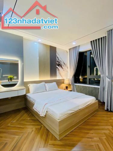 Bán nhà vip 5 tầng, Phạm Văn Chiêu, gv (4*14m), khu đồng bộ, đủ tiện ích  xung quanh, giá - 4