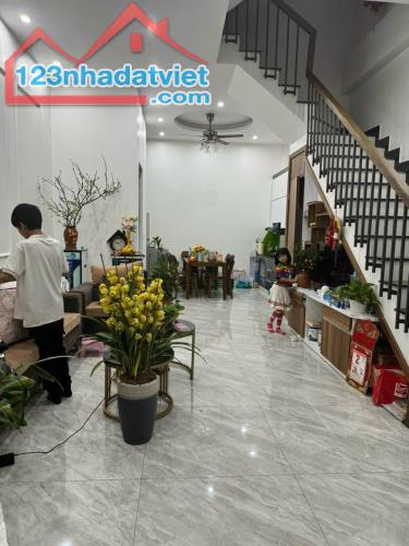 Bán nhà 2,5 tầng ngõ phố Trương Mỹ, thành phố Hải Dương