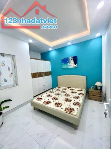 BÁN NHÀ GÒ VẤP - KHU VIP SÂN BAY - G.ẦN B,ỆNH VIỆN 175 - Ô TÔ VÀO NHÀ - 3