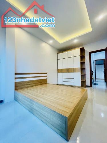 BÁN NHÀ BÙI XƯƠNG TRẠCH - 45M² - NGÕ Ô TÔ TRÁNH - GẦN HỒ - FULL NỘI THẤT