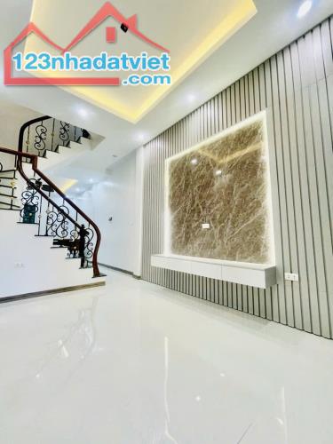 BÁN NHÀ BÙI XƯƠNG TRẠCH - 45M² - NGÕ Ô TÔ TRÁNH - GẦN HỒ - FULL NỘI THẤT - 2