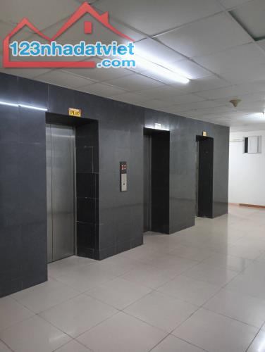 Bán gấp CH chung cư Bắc Hà, DT 100 m2 – 3PN, Số 16 Trần Phú, Hà Đông . 4,85tỷ. - 3