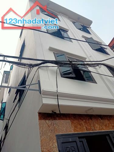 Bán nhà Ngọc Trục Đại Mỗ 38m2 4 tầng oto giá nhỉnh 6 tỷ