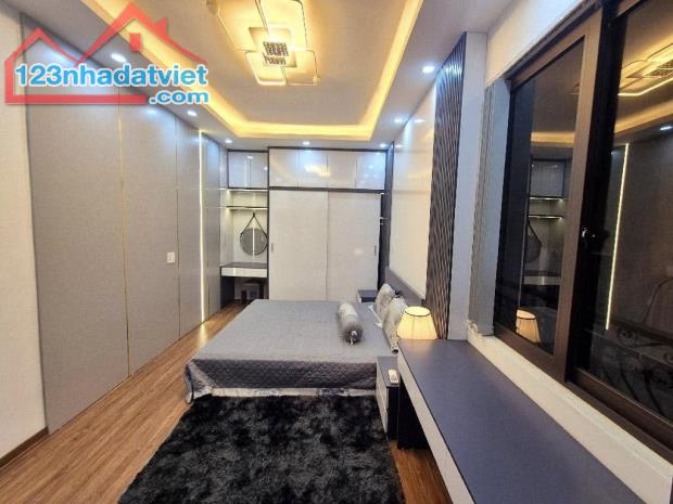 BÁN GẤP Nhà TRUNG LIỆT ĐỐNG ĐA 5T, 45m2, MT 3,5m, 8.8 Tỷ. LH: 0962 630 109 - 3