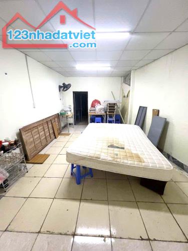 Bán 100m2 Phố Minh Khai, Mặt tiền 5m, Ngõ đẹp Gần phố - 2