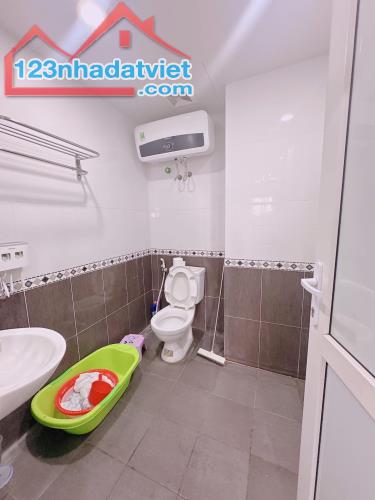 Căn hộ Chung Cư South ToWer Số 8 Trần Thủ Độ, Hoàng  Mai: dt 83m2,  giá 4.65 tỷ - 4