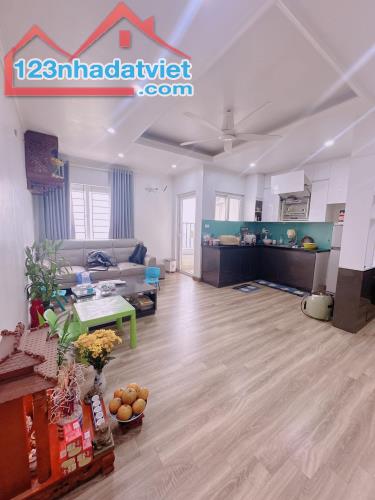 Căn hộ Chung Cư South ToWer Số 8 Trần Thủ Độ, Hoàng  Mai: dt 83m2,  giá 4.65 tỷ - 5