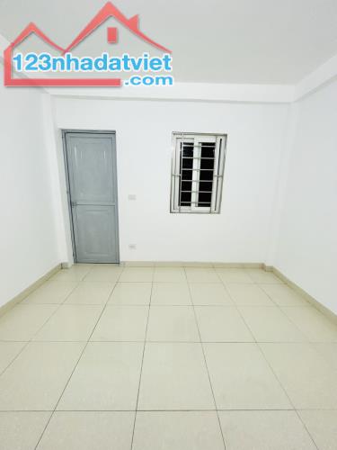 NHÀ - PHỐ VỌNG - 40M² - 4 TẦNG - HƠN 6 TỶ NGÕ THÔNG - CÁCH Ô TÔ 30M - KINH DOANH NHỎ - 4