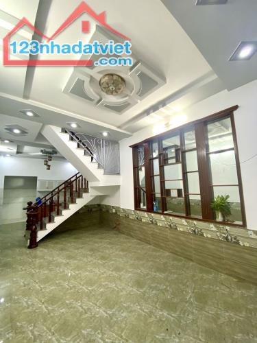 Bán Nhà Tân Chánh Hiệp, 51m2, 3 Tầng Đường 8m xe tải thông tứ tung - 1