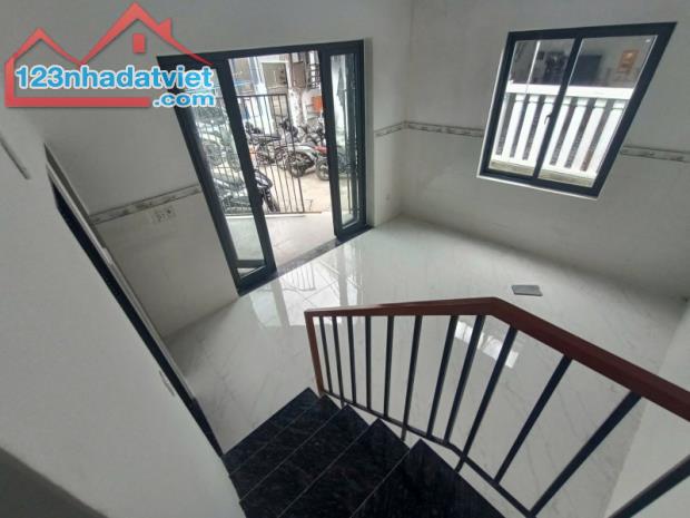 # Nhà góc Kiệt 2.5m Nguyễn Phan Vinh gần Biển Sơn Trà, 48m2, gác đúc, 2.3 tỷ