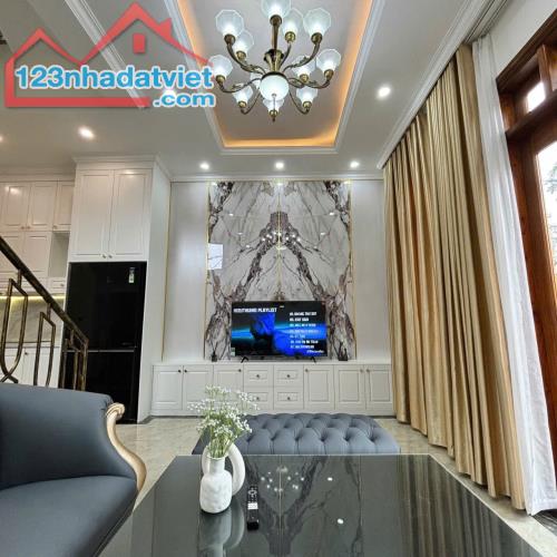 MỞ BÁN VILLA 3 TẦNG, 3 MÊ, PHONG CÁCH TÂN CỔ ĐIỂN TUYỆT ĐẸP MANG TÊN "Tùng Hoa Viên" FULL - 1