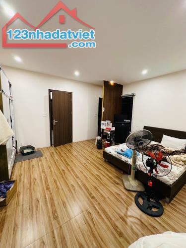 Cần bán gấp nhà phố Nghĩa Đô 60m2, 6T, lô góc thang máy , view công viên - 4