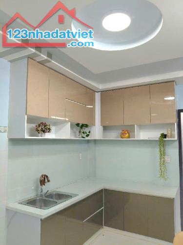 Bánnhà MTKD thông ra NguyễnVănLượng P16 Gòvấp 50m 4tầng 6tỷ15, Nhà mới - 1