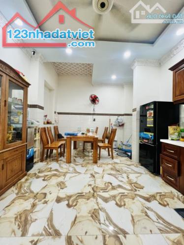 BÁN NHÀ TÂN PHÚ - HẺM XE HƠI - TÂN QUÝ - 68M2(4 ×17) - 4TẦNG BTCT - NHỈNH 6 TỶ - 1