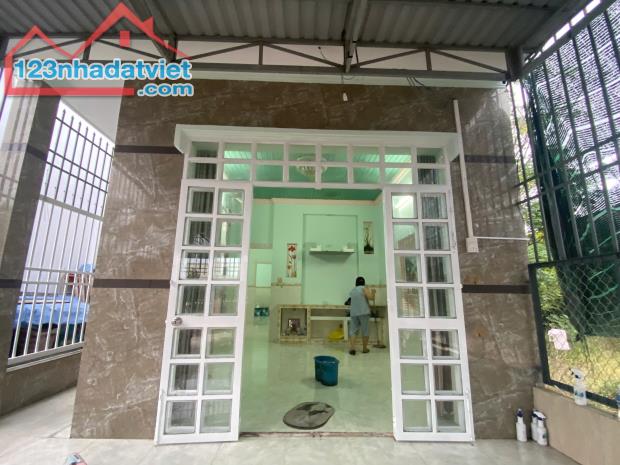 Bán nhà hẻm 47 Lý Thường Kiệt P Tân An Thị xã Lagi 3 phòng ngủ - 4