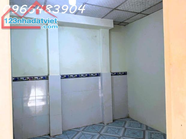 Cho thuê nhà nguyên căn 128m2 hẻm xe hơi khu Cư Xá Điện Lực - Trường Thọ - 4