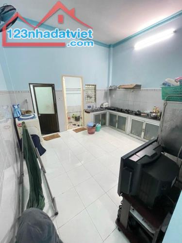 Bán Nhà Quận 7 - Chuyên Dùng Chính - 105M2;Hẻm 5M;Sát MT;SHR;Không Quy Hoạch;Chỉ 6.2Tỷ TL. - 4