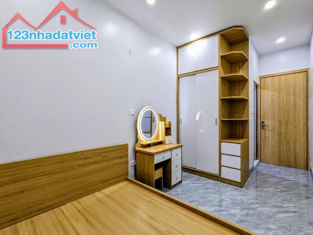 🏡 Cát linh- đống đa-ngõ thông mặt ngõ KD nhỏ -DT20M-5 tầng:giá chỉ 5.1 tỷ - 1