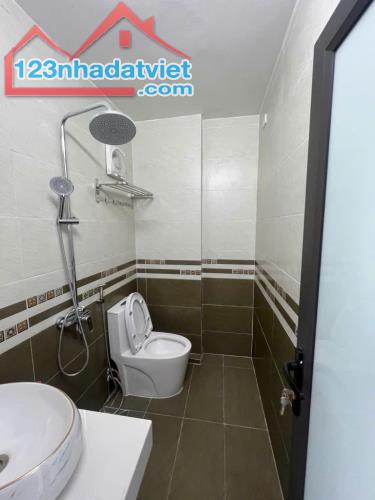 Bán nhà Hào Nam Đống Đa, Có Sân Để Xe, Lõi Đống Đa, 50mx4T, Giá: 8,7 Tỷ, Lh: 0396935190. - 3