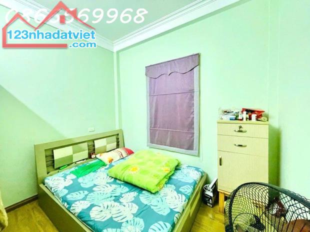 NHÀ DÂN XÂY 2 THOÁNG, 38M, MT 4.3M, GẦN TRƯỜNG CHỢ, THÀNH CÔNG, BA ĐÌNH, 7.79 TỶ - 2