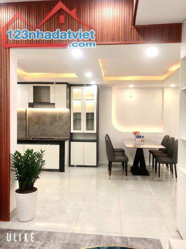 ► Nhà Góc kiệt 4m thẳng 70m ra Hoàng Diệu , 54m2 2 tầng đẹp,  kinh Doanh Tốt 3.9x tỷ - 3