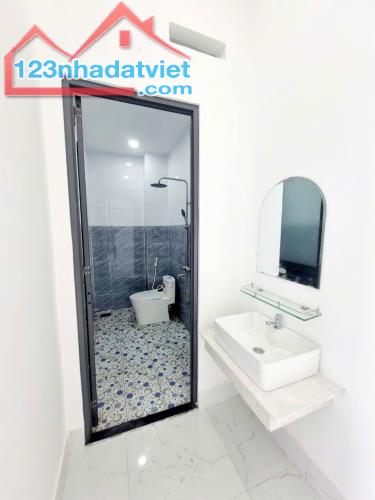 Bán nhà 1 trệt, 1 lửng 5x23m (115.9m²) khu vực 4, thị trấn Đức Hoà , Long An giá 2.4 tỷ - 4