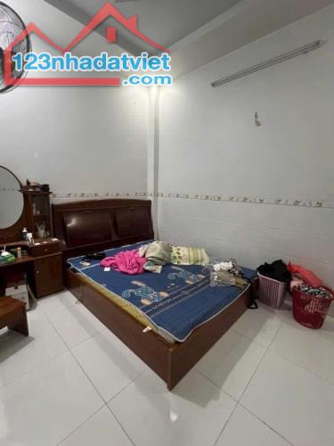 BÁN NHÀ TRƯỜNG CHÍNH P15 TÂN BÌNH 6x16M-3TẦNG HẺM 7M - CHỈ 9 TỶ - 4