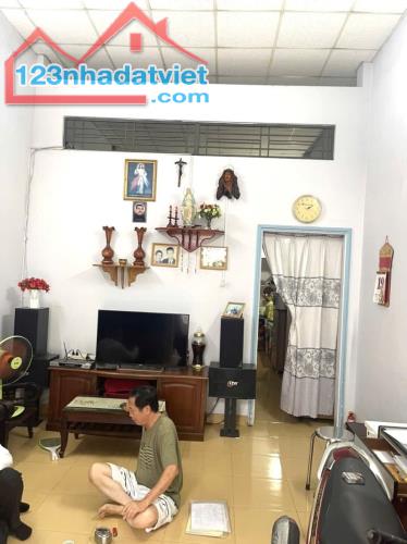 Bán Nhà Hẻm Xe Hơi 6m 55m² Dương Văn Dương Tân Phú Chỉ 100 Triệu/M² - 2