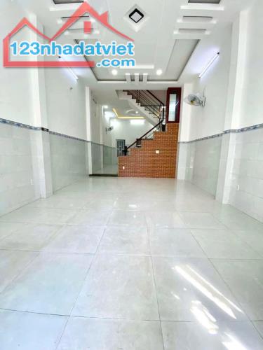 72M2 CHỈ NHỈNH 5 TỶ - NHÀ 2 TẦNG - ĐƯỜNG XE TẢI GẦN MẶT TIỀN - NGAY TÂN HOÀ ĐÔNG SÁT Q.6 - 2