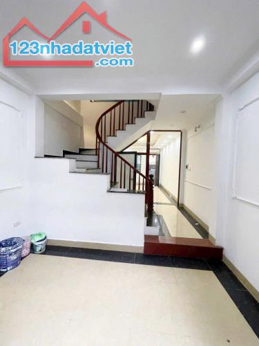 BÁN NHÀ NGUYỄN QUÝ ĐỨC, THANH XUÂN, Ô TÔ ĐỖ CỬA, DT 46M2, 5 TẦNG, MT 4m, GIÁ NHỈNH 11 TỶ - 1