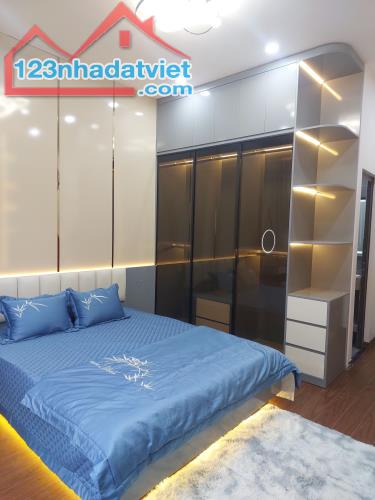 Bán Nhà Phố Xuân La 40m2 x 6 tầng thang máy, nhà mới kính koong full nội thất với 3 phòng - 1