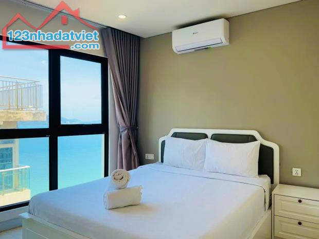 Cho thuê Căn hộ 2 phòng ngủ toà nhà GOLD COAST tầng 18 tòa Nam