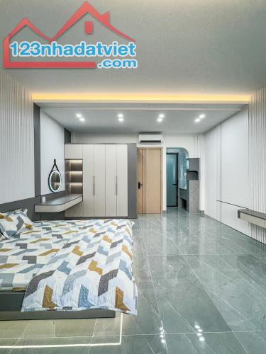 NHÀ TRỆT 2 LẦU MỚI XÂY 100% SAU LƯNG ĐƯỜNG D1 KDC HỒNG LOAN -GẦN BV ĐH NAM CẦN THƠ - 4