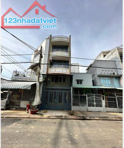 Bán hoặc cho thuê nhà MT 38 Lê Lâm - P.Phú Thạnh - DT : 4x15m - 2 lầu st - Giá : 9.9 tỷ TL