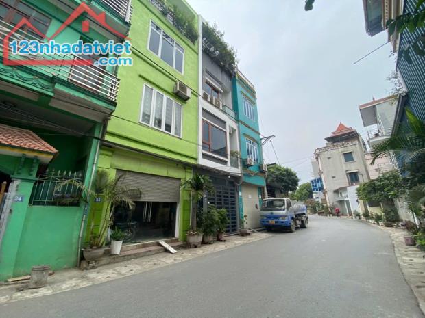 Ô Tô, Kinh Doanh Biên Giang, Hà Đông, 40m2, 4 Tầng, MT 3.9m, Còn 5.4 Tỷ. - 1