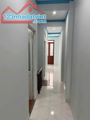 Nhà sổ riêng 1 lầu 1 trệt 2.35 tỷ/66m2 đường ô tô thông - 4