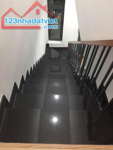 Bán gấp nhà mới 60m2 ở Đường số 8, Hiệp Bình Phước, Thủ Đức. Gần KDC Hồng Long, 2tỷ600 - 4