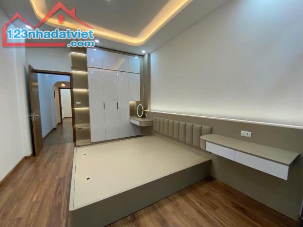 NHÀ ĐẸP TRƯƠNG ĐỊNH, FULL NỘI THẤT Ở LUÔN, GẦN PHỐ, 60M2 GIÁ CHỈ 9,6 TỶ - 4