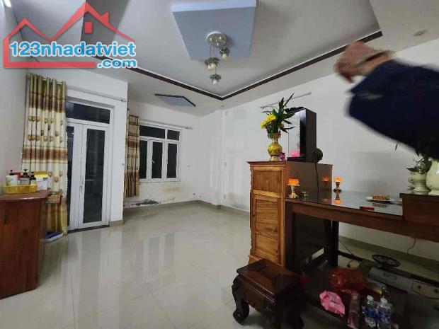 NHÀ MẶT TIỀN PHẦN LĂNG 11 - 82M2 - 3 TẦNG - GẦN HUỲNH NGỌC HUỆ - NHÀ KIÊN CỐ - 5.95 TỶ - 3