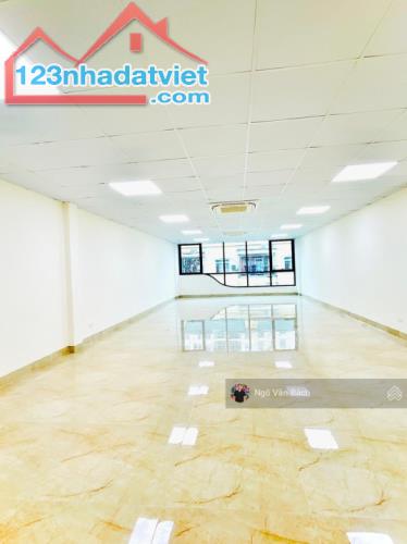 SIÊU HIẾM bán nhà mặt phố Phú Diễn 210m2, 6.5m mặt tiền, kinh doanh vô đối, dòng tiền 1.2