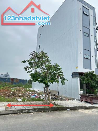 🏩 Đất sạch đẹp khu E mt Hòa Phú 29, thông NSS, 100m2, 5.x tỷ tl