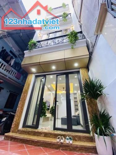 HỮU HOÀ THANH TRÌ 40M x 5 TẦNG GIÁ CHỈ HƠN 4 TỶ